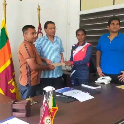 පාසල හා ප්‍රජව